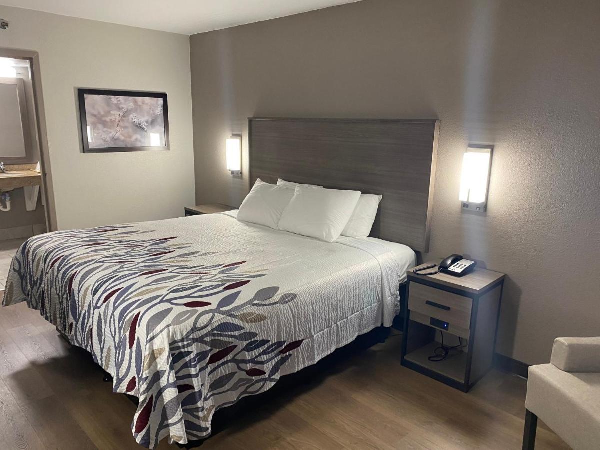 Red Roof Inn Jacksonville, Al Экстерьер фото