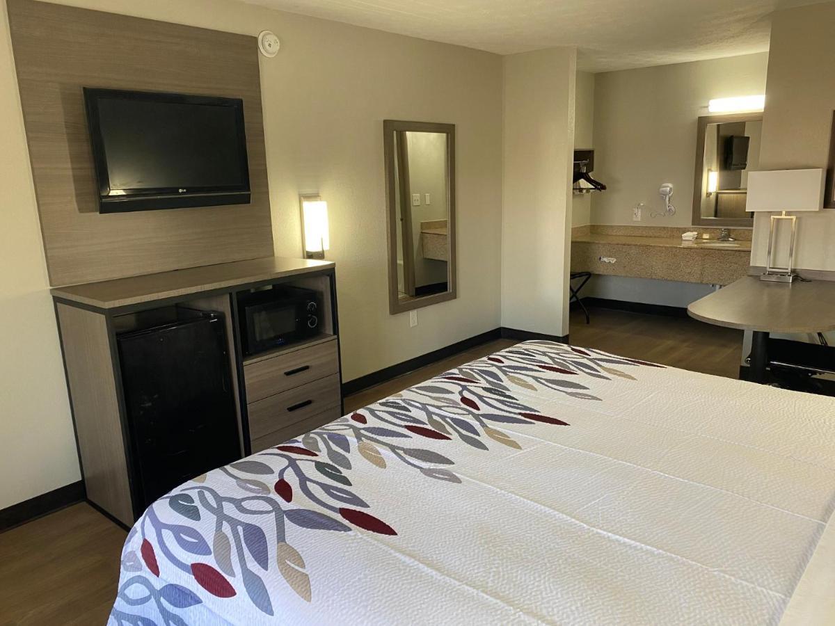 Red Roof Inn Jacksonville, Al Экстерьер фото