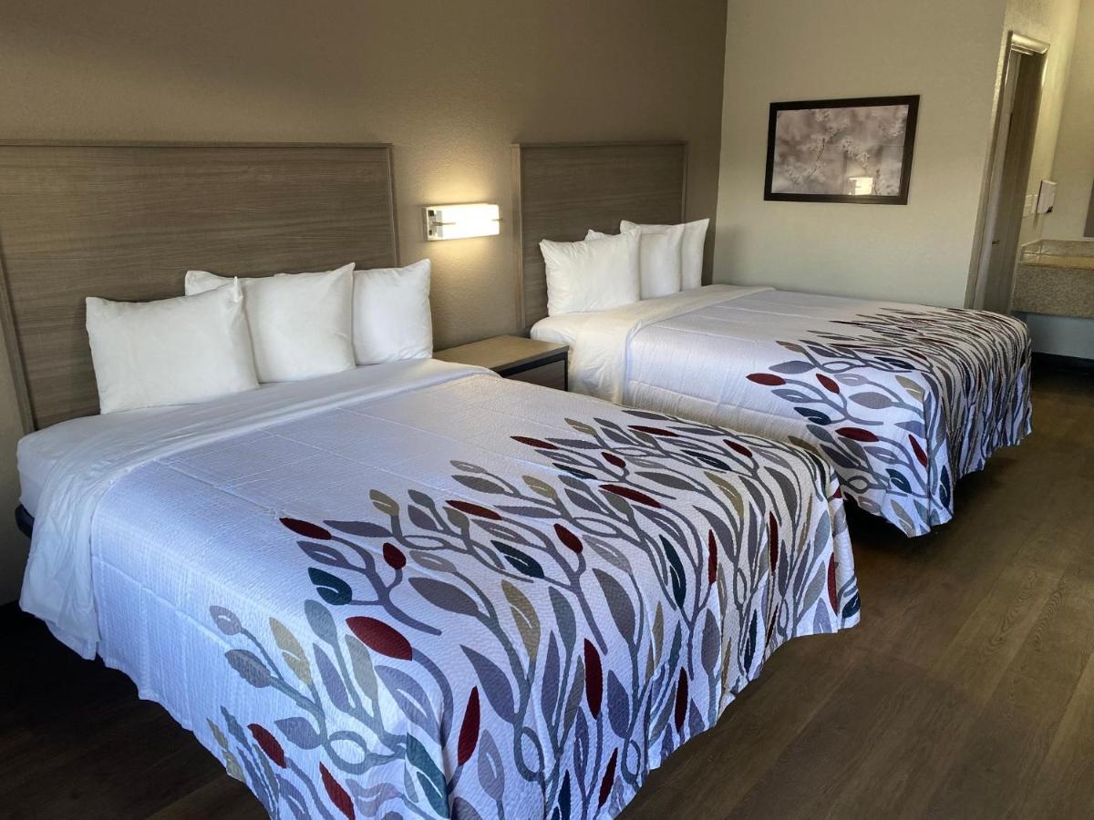 Red Roof Inn Jacksonville, Al Экстерьер фото