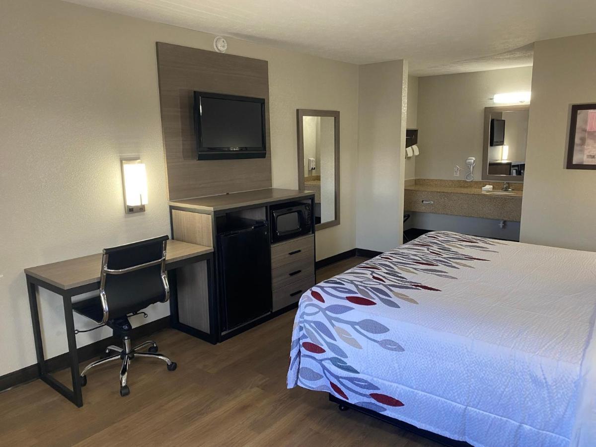 Red Roof Inn Jacksonville, Al Экстерьер фото