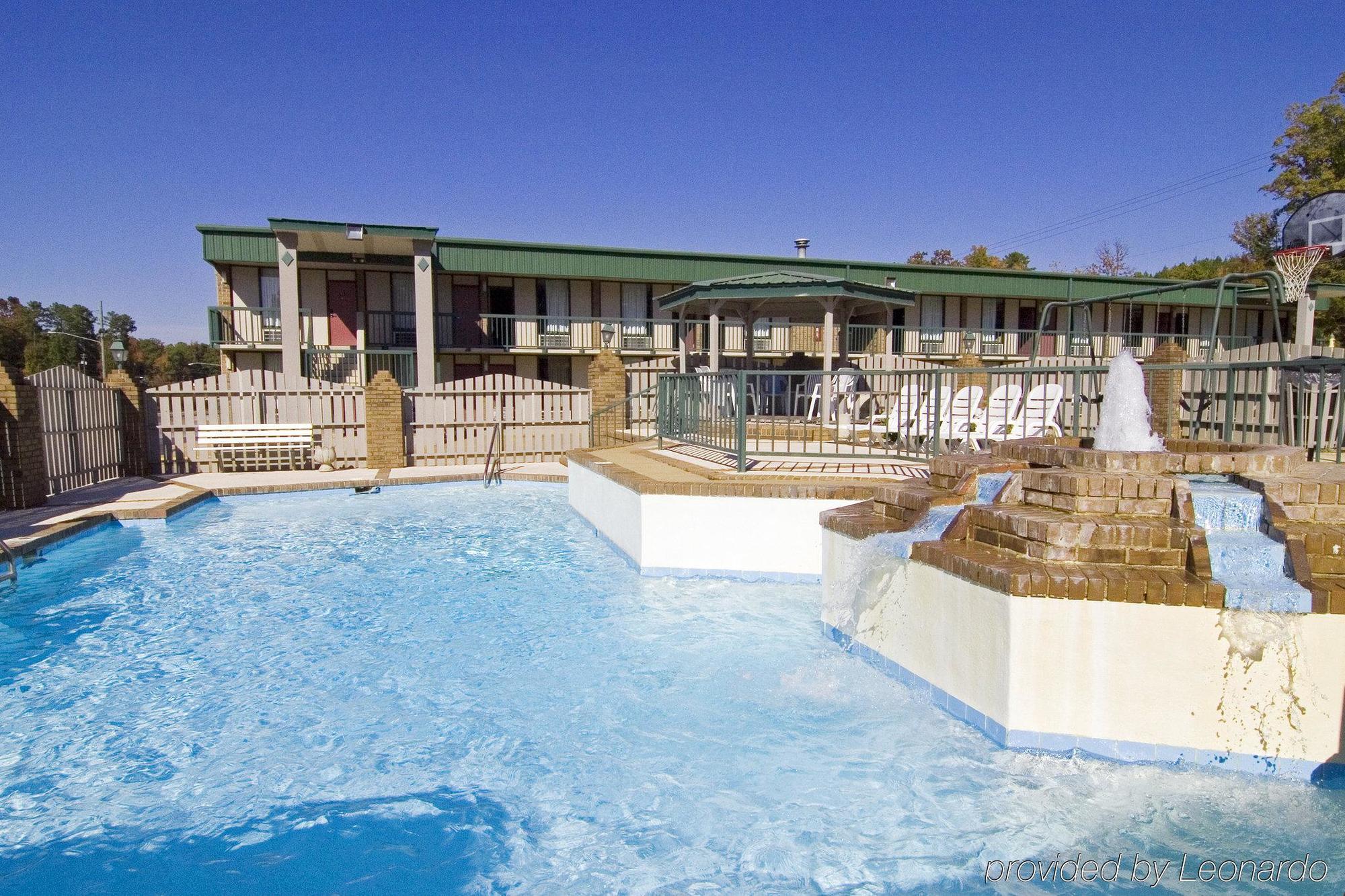 Red Roof Inn Jacksonville, Al Экстерьер фото
